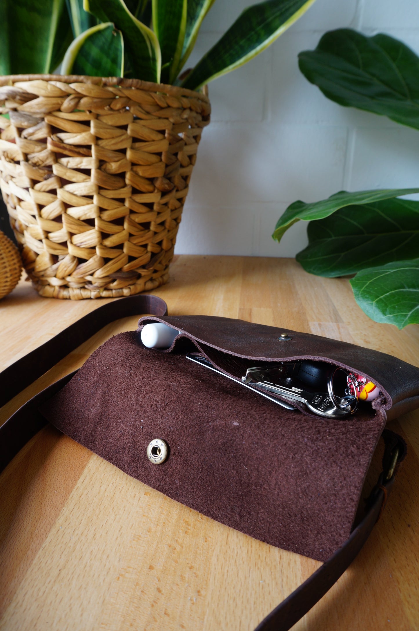 Bauchtasche, Brusttasche, Umhängetasche aus Leder