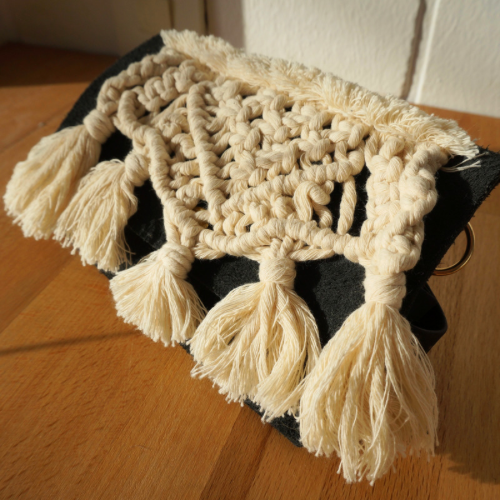 Bauchtasche mit Makramee, Brusttasche, Umhängetasche aus Leder