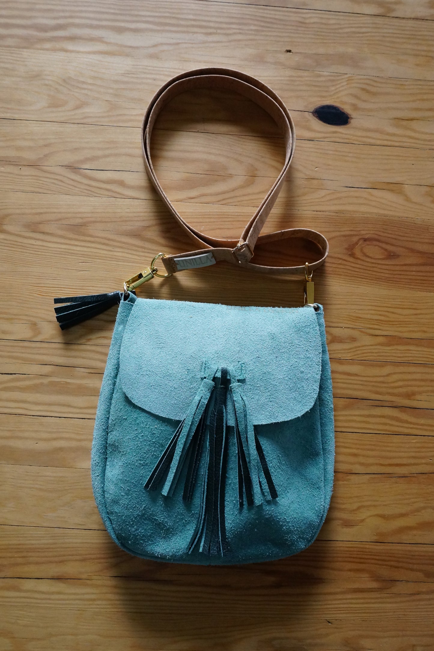 Große Saddle Bag, Umhängetasche aus Leder mit Fransen