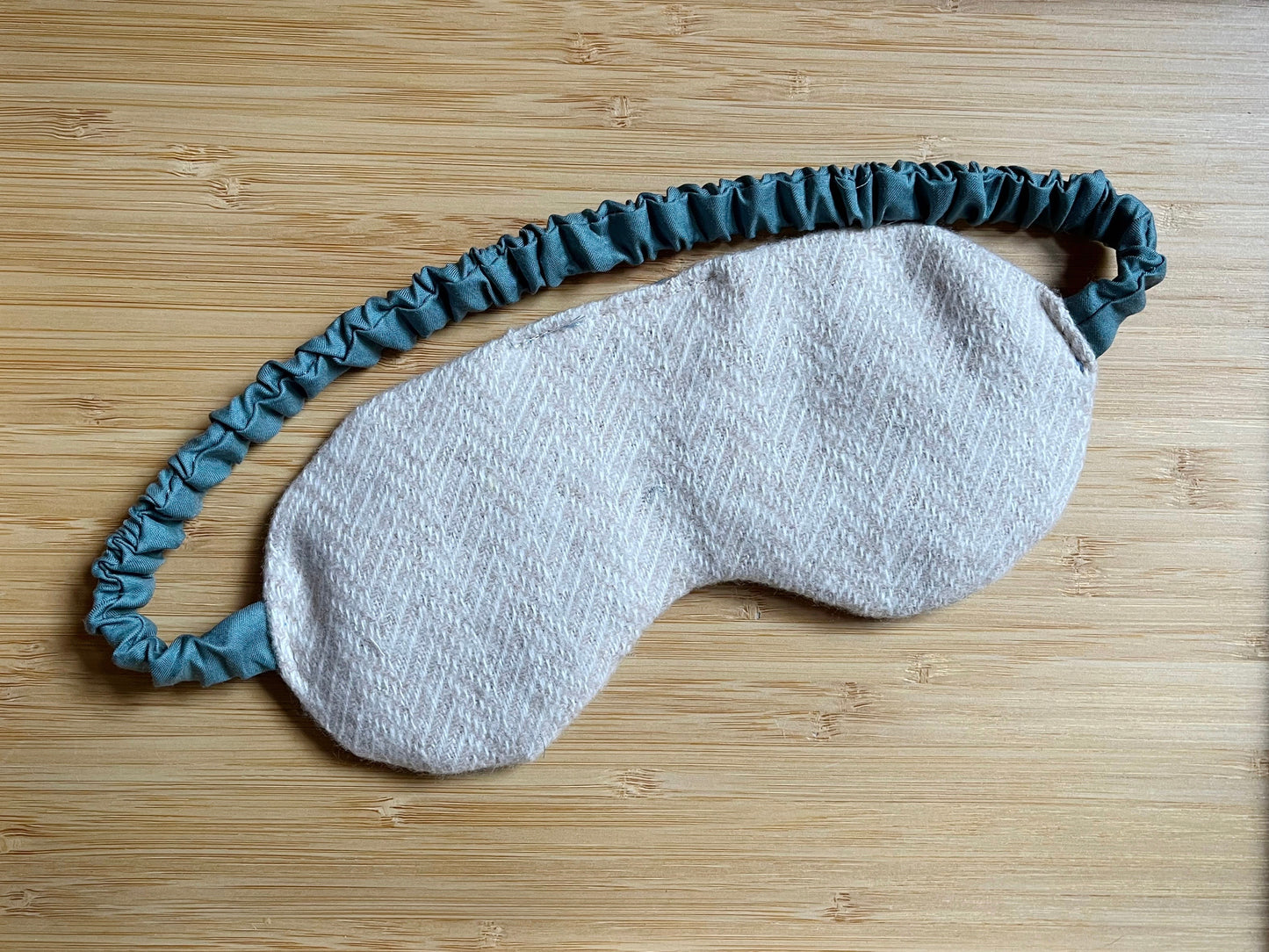 Schlafmaske, Augenmaske mit Lavendel-Dinkel-Füllung