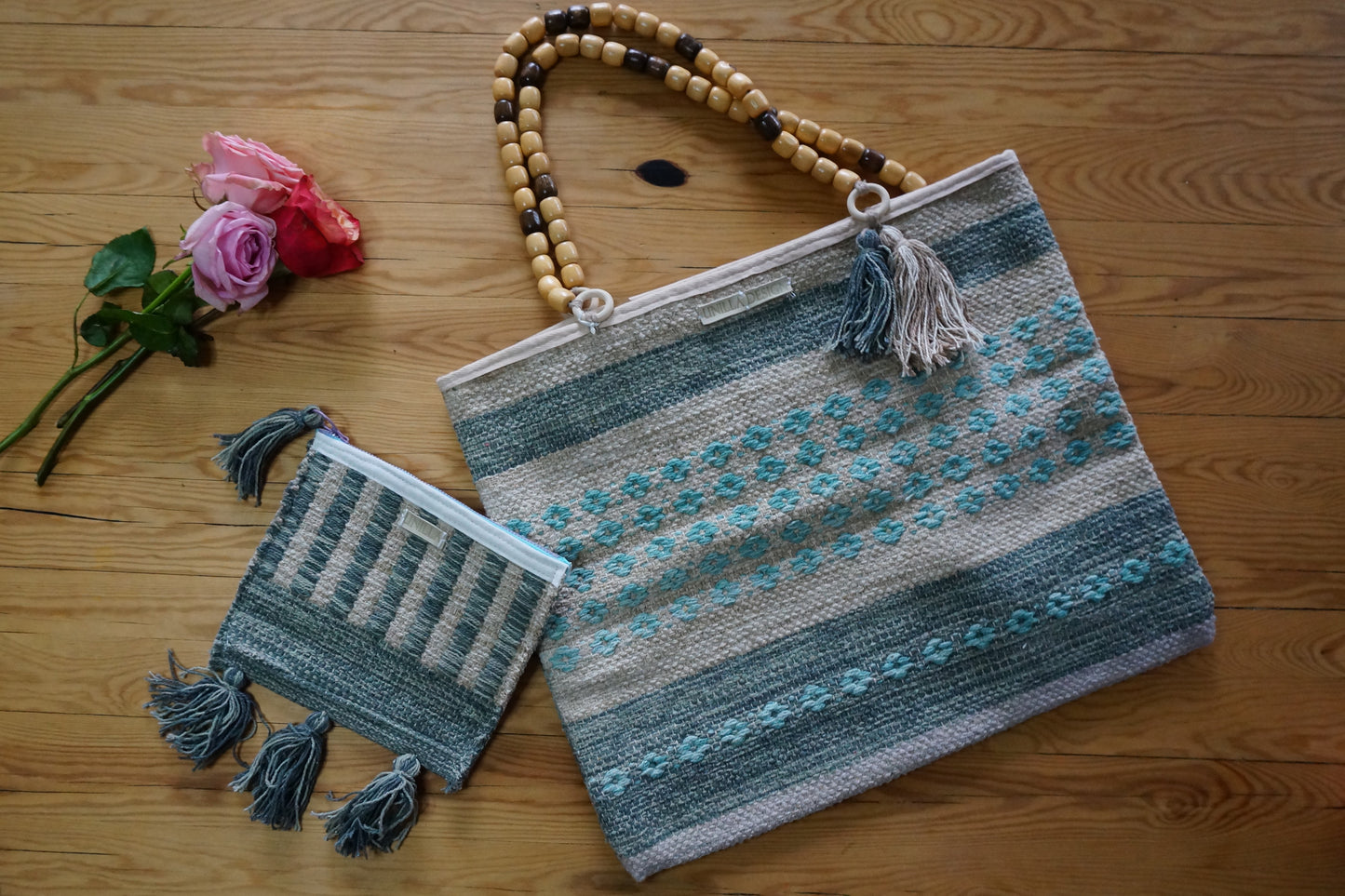 Kosmetiktasche, kleine Tasche aus Webstoff mit Reißverschluss