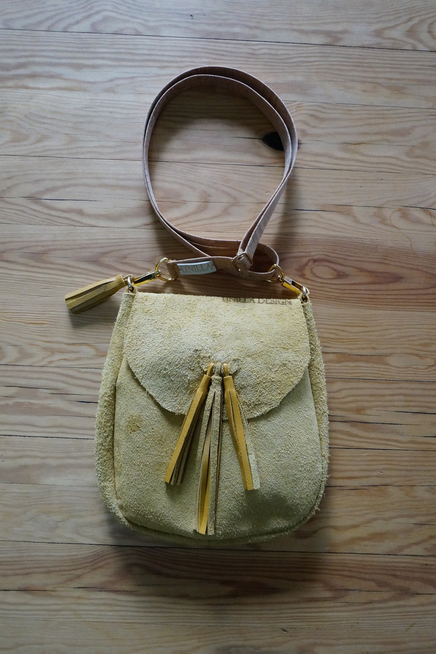 Große Saddle Bag, Umhängetasche aus Leder mit Fransen