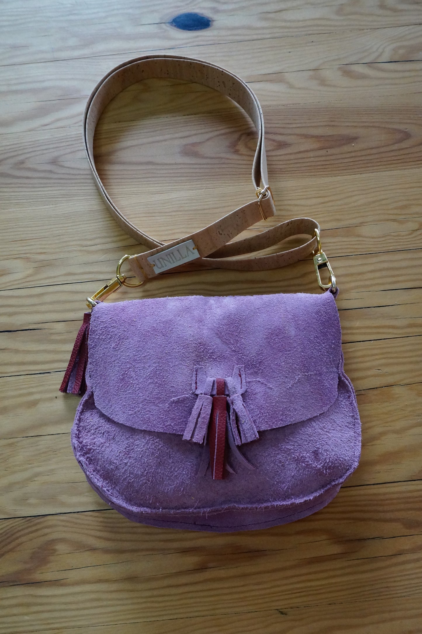 Kleine Saddle Bag, Umhängetasche aus Leder mit Fransen