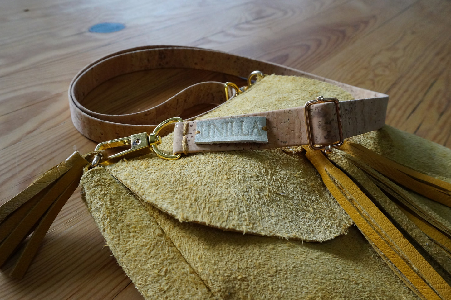 Große Saddle Bag, Umhängetasche aus Leder mit Fransen