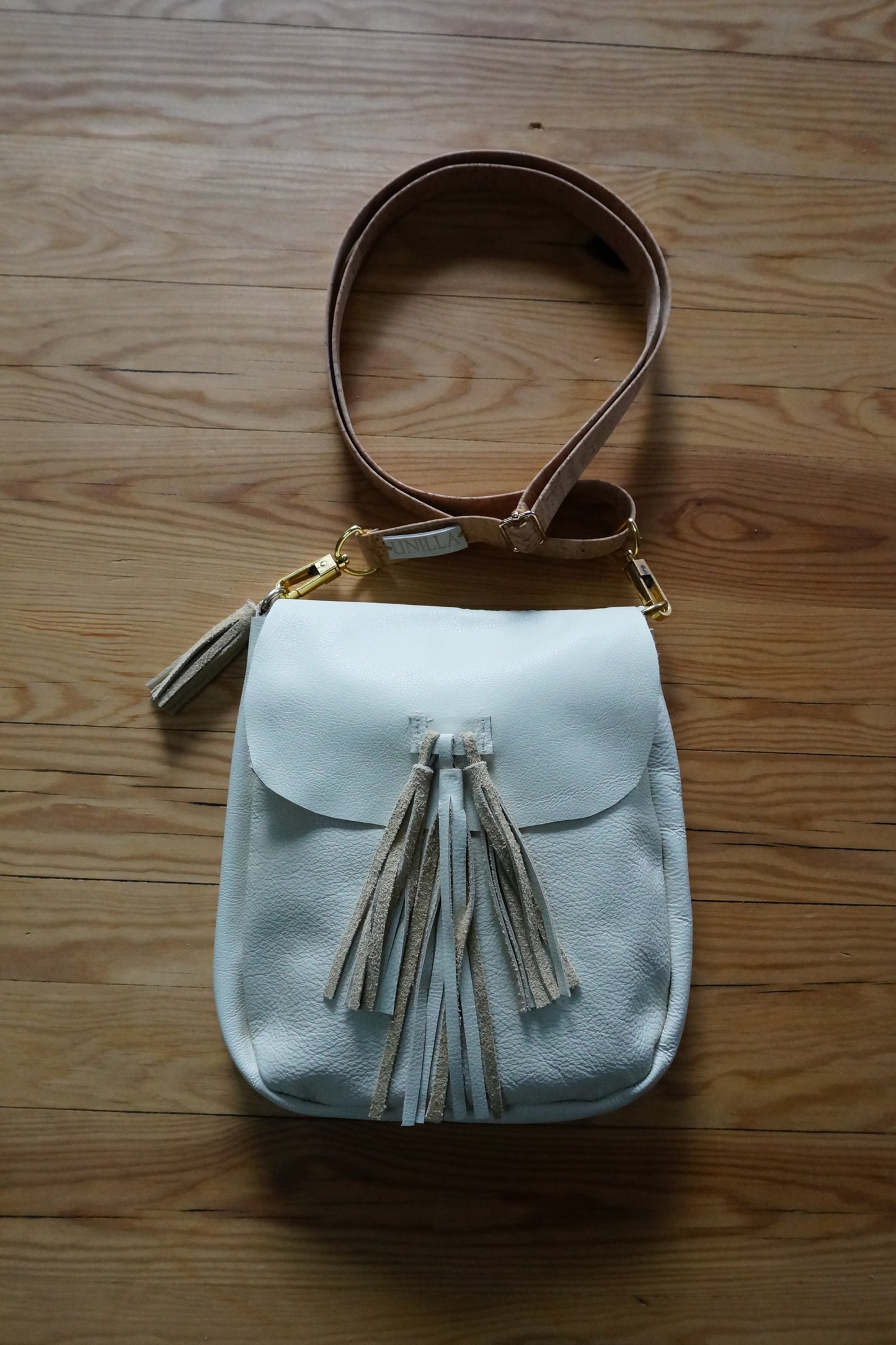 Große Saddle Bag, Umhängetasche aus Leder mit Fransen