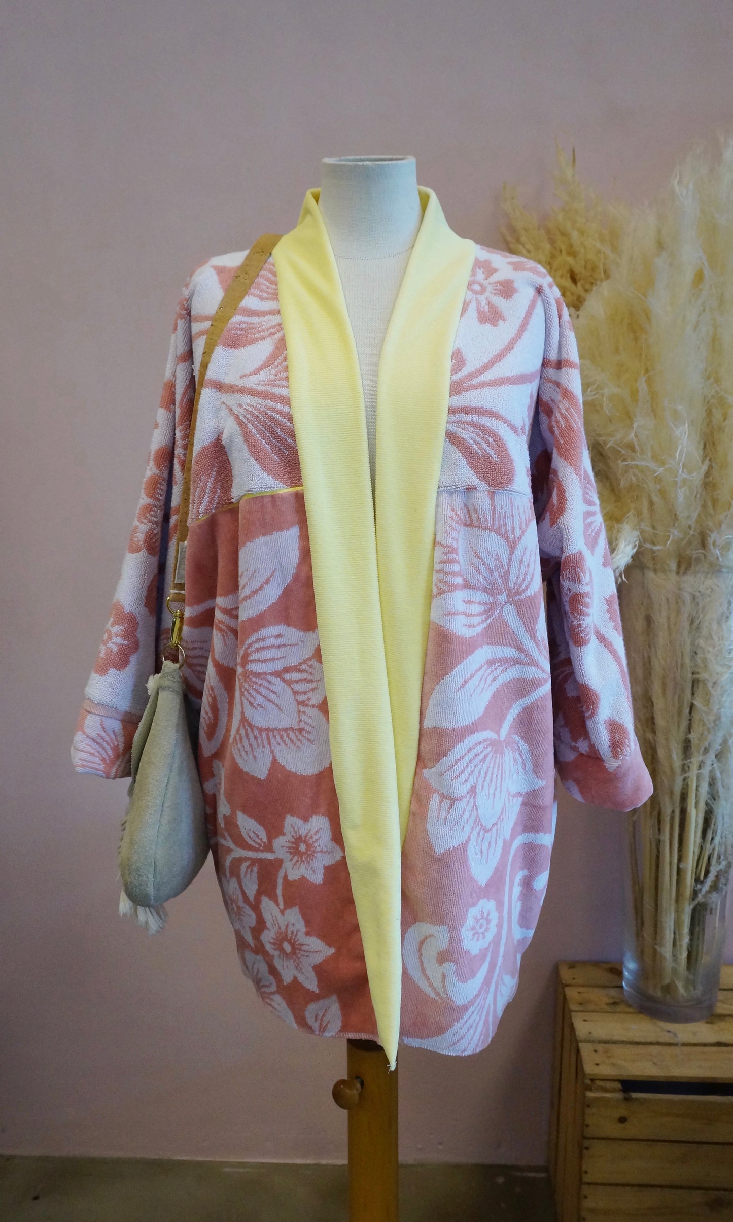 Retro Kimono, gelb rosa, 100% Baumwolle, Unikat