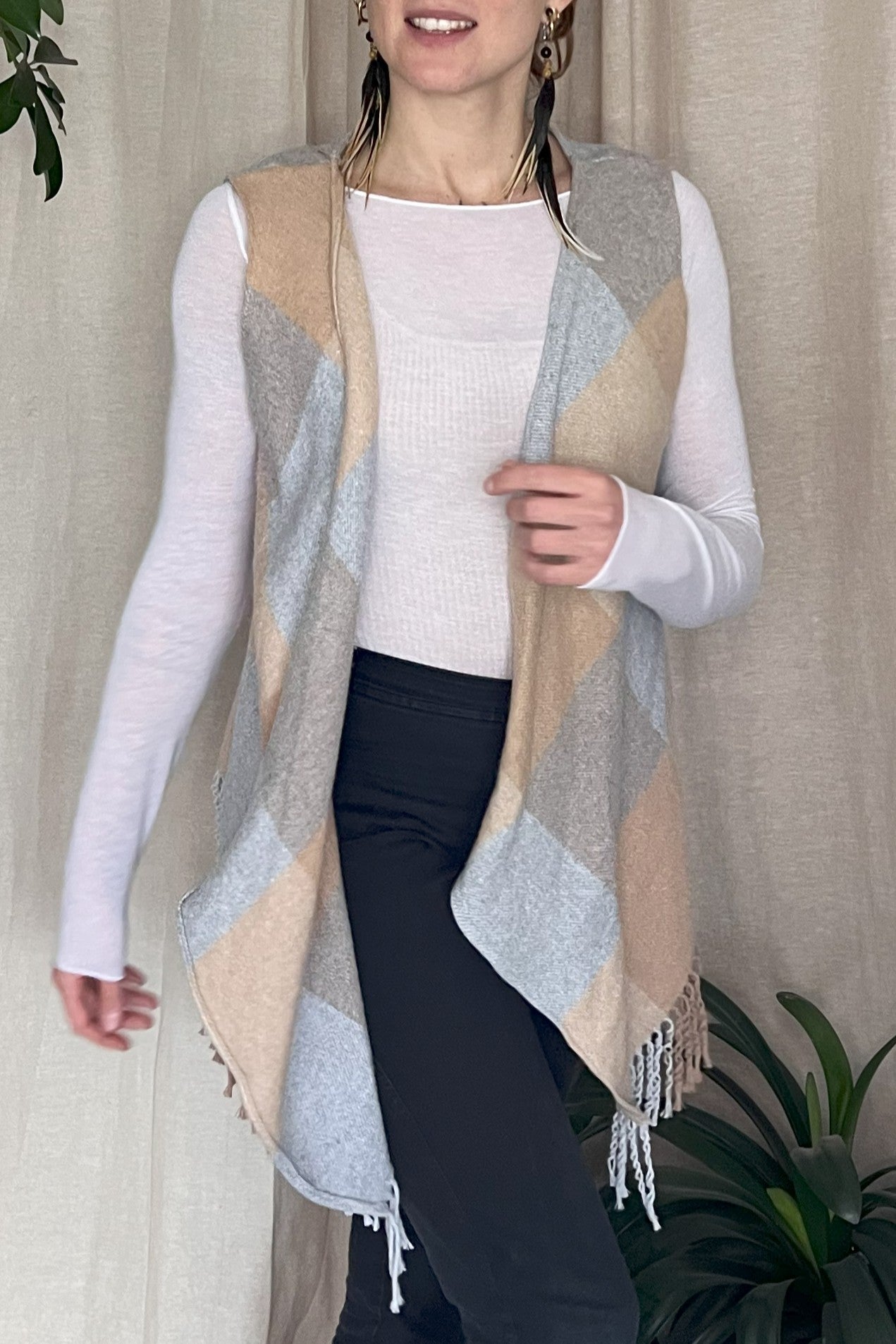 Schmale Weste, grau beige kariert, flauschig, S-L, Unikat