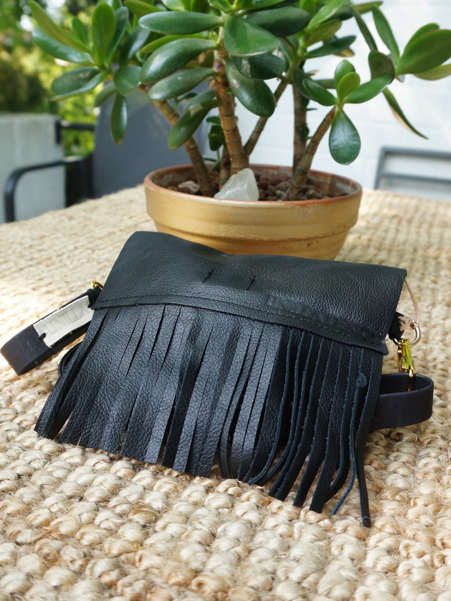 Bauchtasche aus Upcycling-Leder mit Fransen | Unikate