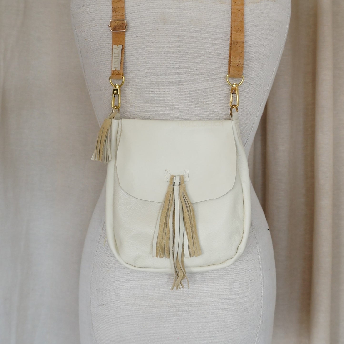 Große Saddle Bag aus Leder mit Fransen | Limited Edition