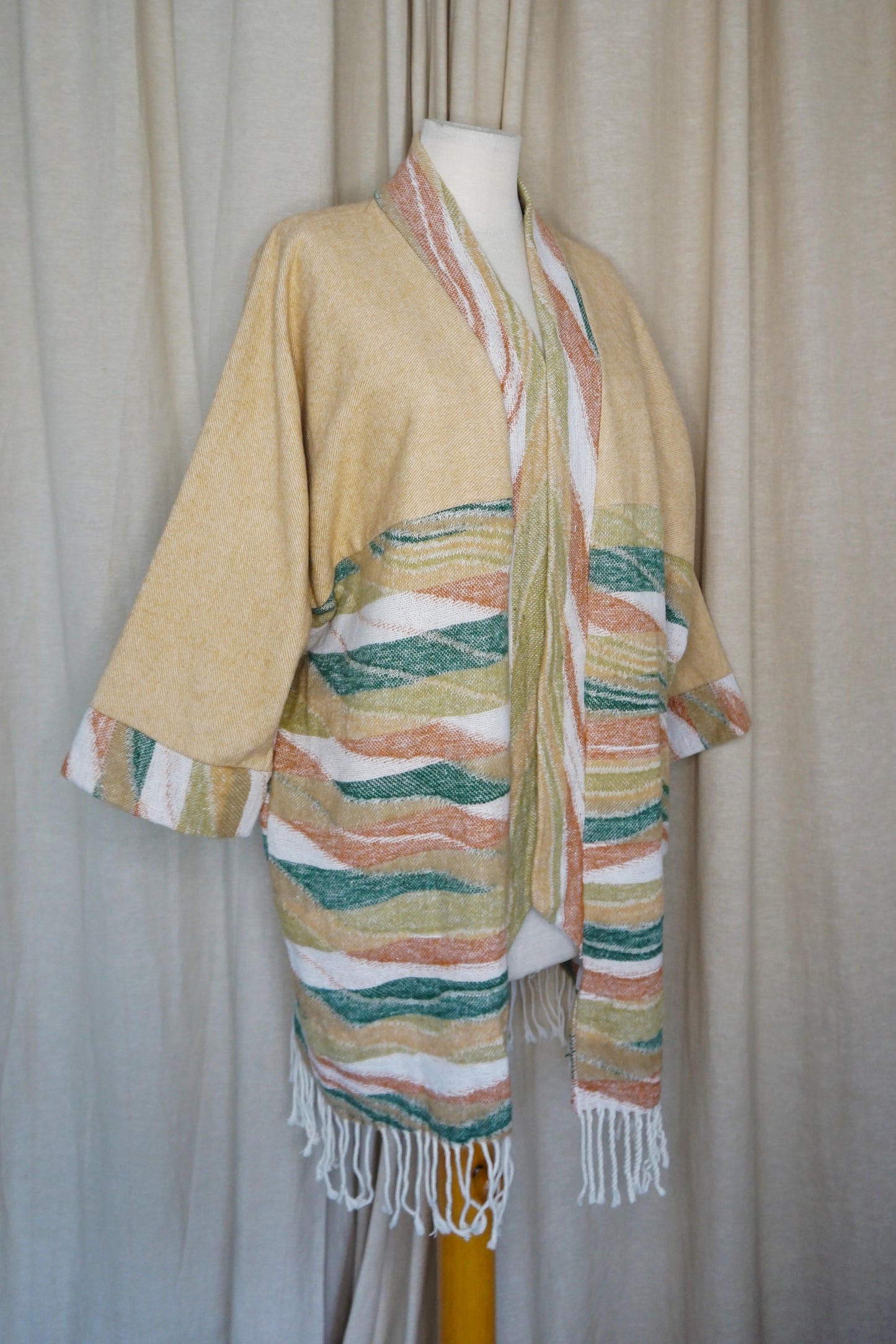 Retro Kimono – Beige & Terracotta Fransen | Unikat