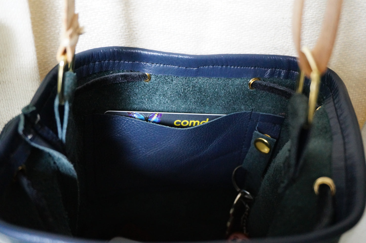 Bucket Bag Beuteltasche Umhängetasche aus Leder