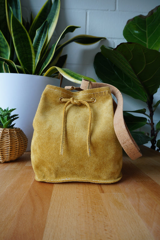 Bucket Bag Beuteltasche Umhängetasche aus Leder