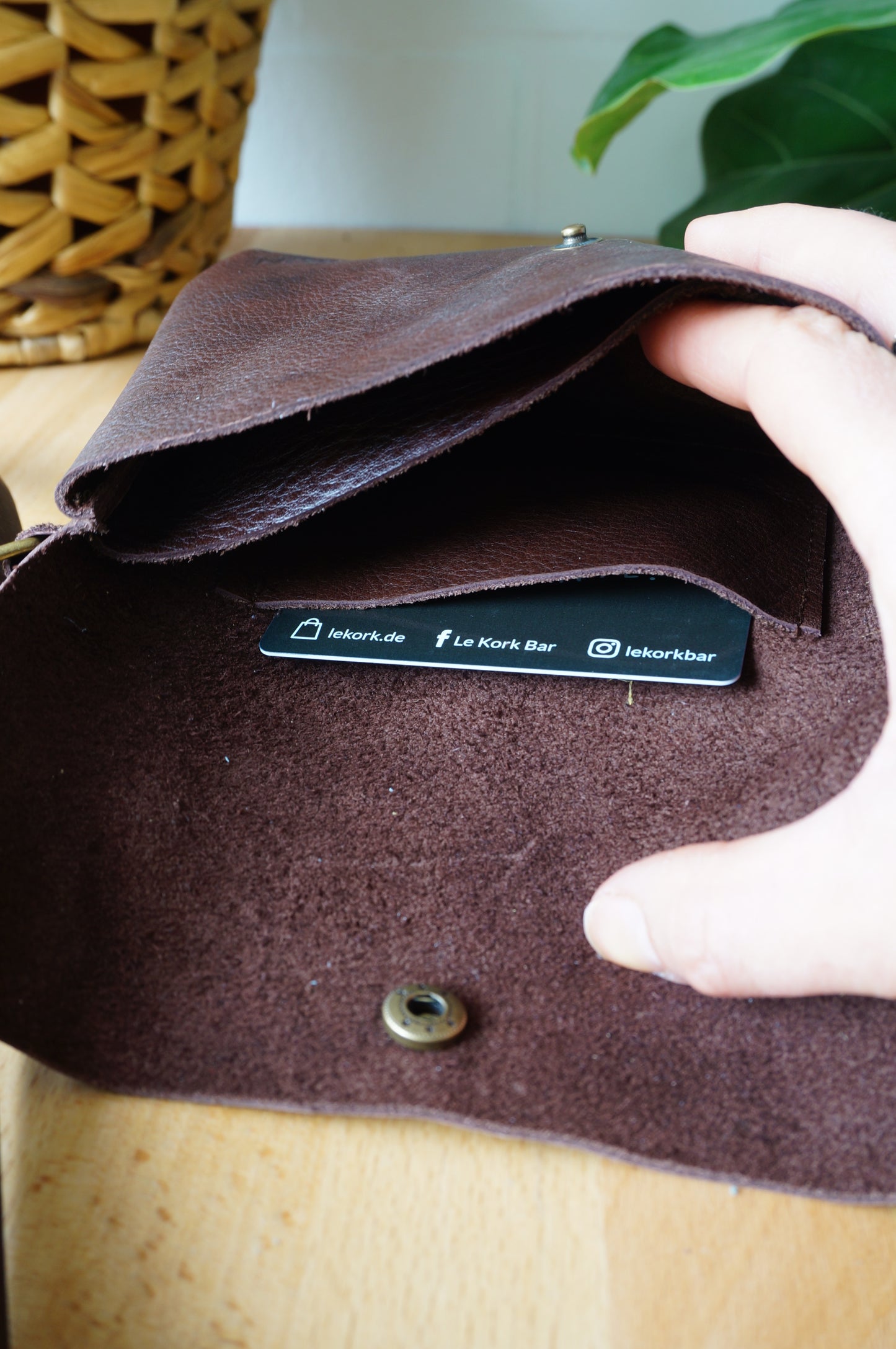 Bauchtasche, Brusttasche, Umhängetasche aus Leder