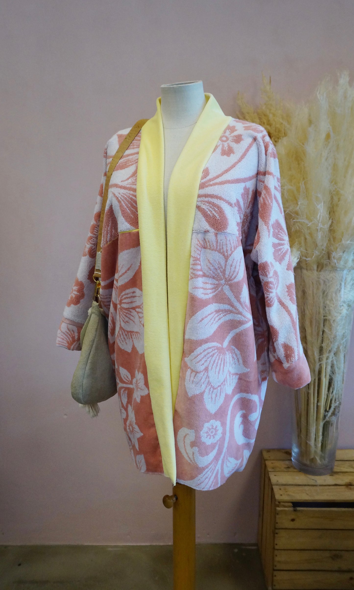 Retro Kimono, gelb rosa, 100% Baumwolle, Unikat